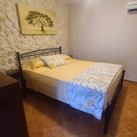 Angelo'S Villa Avliotai Exterior photo